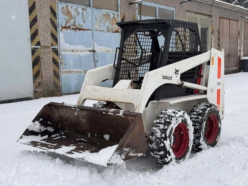 Bobcat 741 / 1990