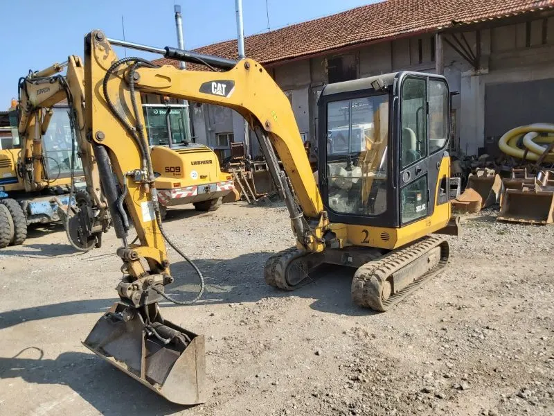 CAT 302.5 C
