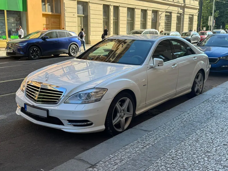 Mercedes-Benz S 350 CDI 4MATIC / 2010  / 176 330 km