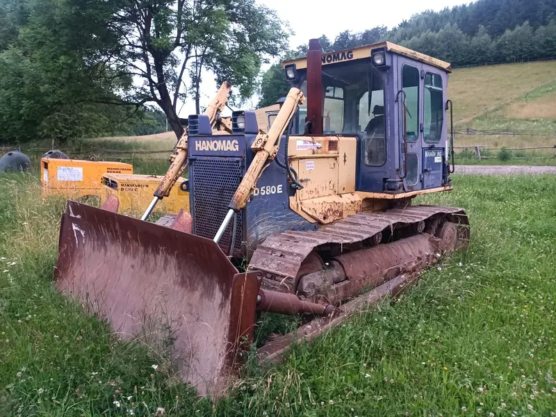 HANOMAG D 580 E