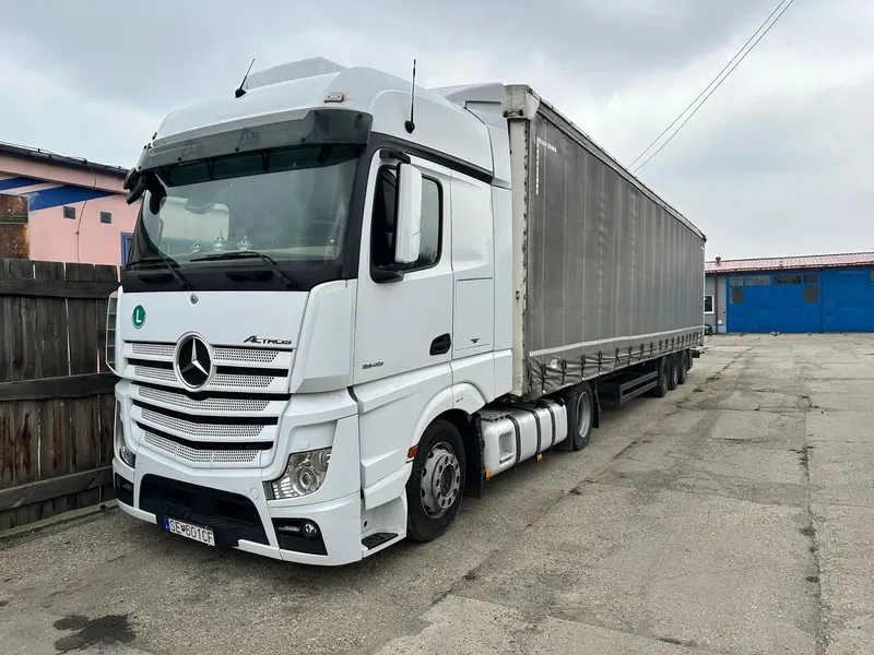 Mercedes - Benz Actros/ 1845/ 2013/ Euro 5 EEV/ Lowdeck