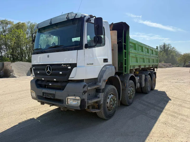 MERCEDES-BENZ AXOR 3240 K 8X4 / 2006 / 641 100 km