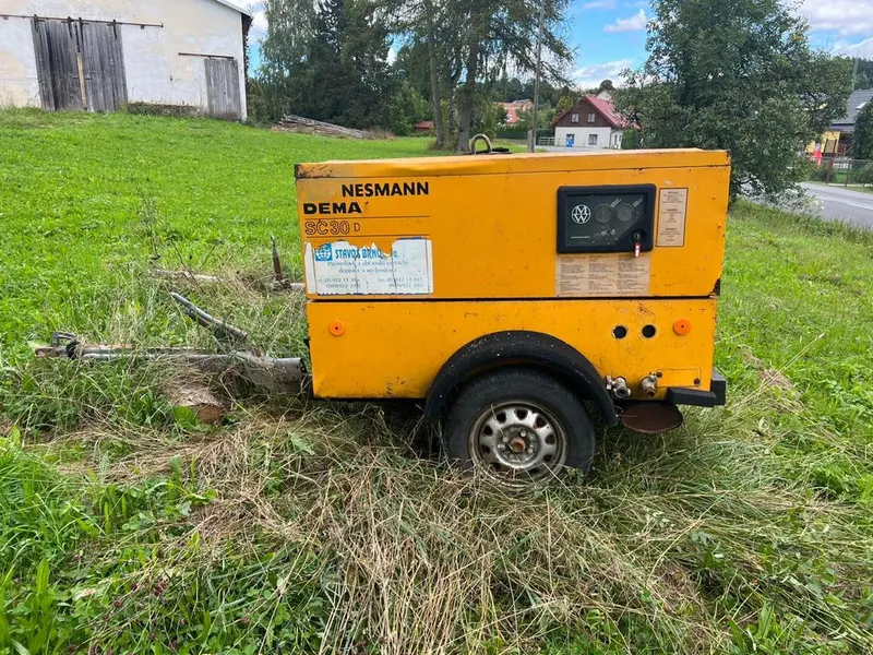 Mannesmann DEMAG AG 4100 DUISBURG / Compressor / 1991 