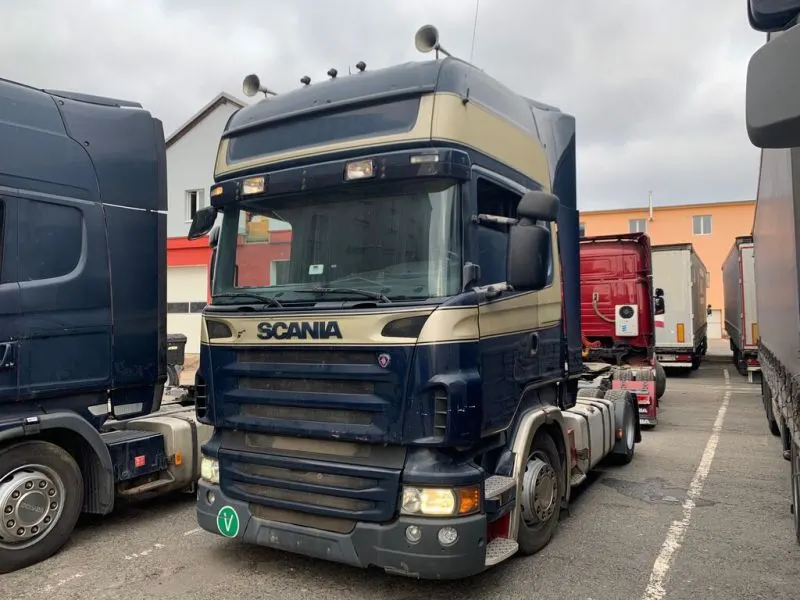 SCANIA R 560