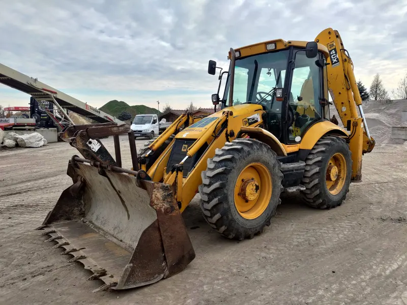 JCB 4CX