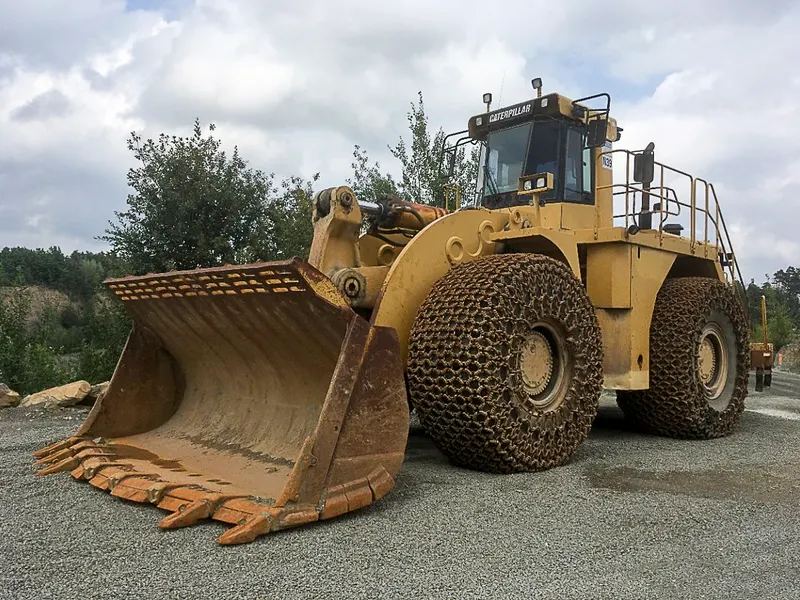 CAT 990
