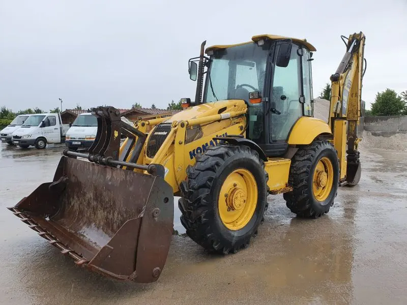 KOMATSU WB 93 S