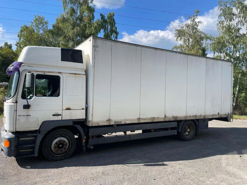 MAN ME 14.280 / 2005 / 79 500 km