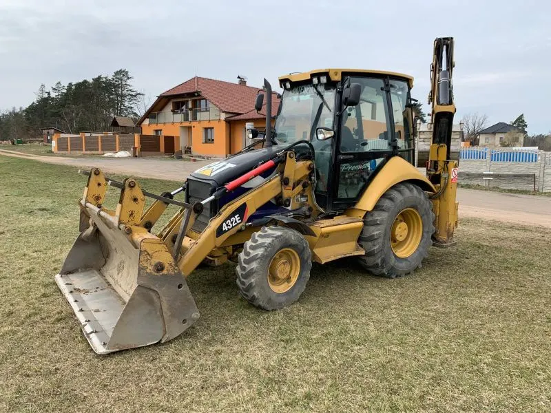 CAT 432 E
