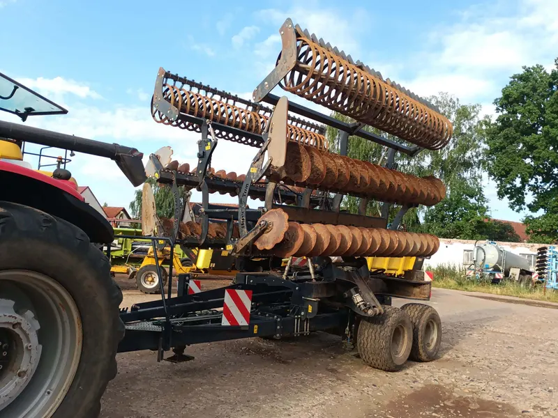 AGRO - TOM ATH XL 8 / 2021