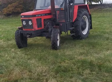ZETOR 7011 / 1982