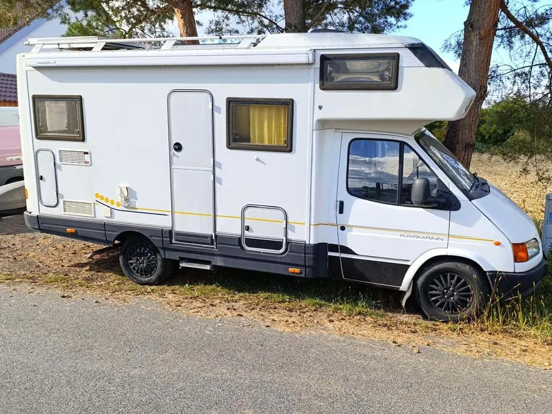 FORD TRANSIT 190L / 2001 / 125 000 km