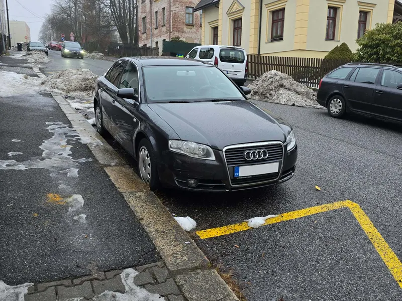 Audi A4 / 2007 / 240 000 km
