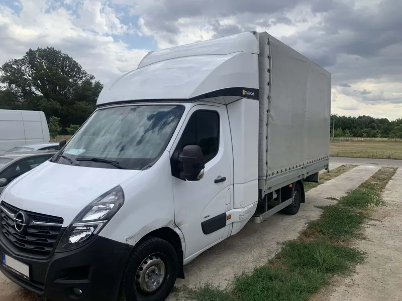 Opel Movano / 2021 / 292 980 km