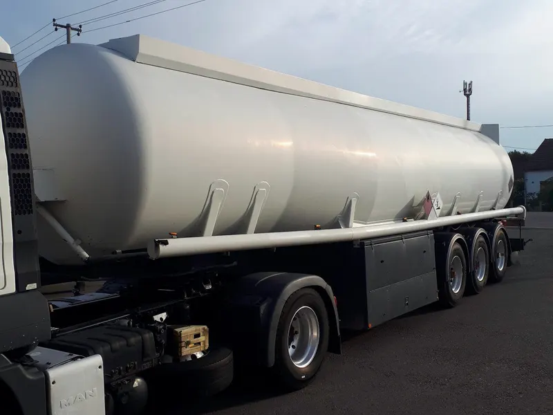 Willig Sana 400 Tank trailer