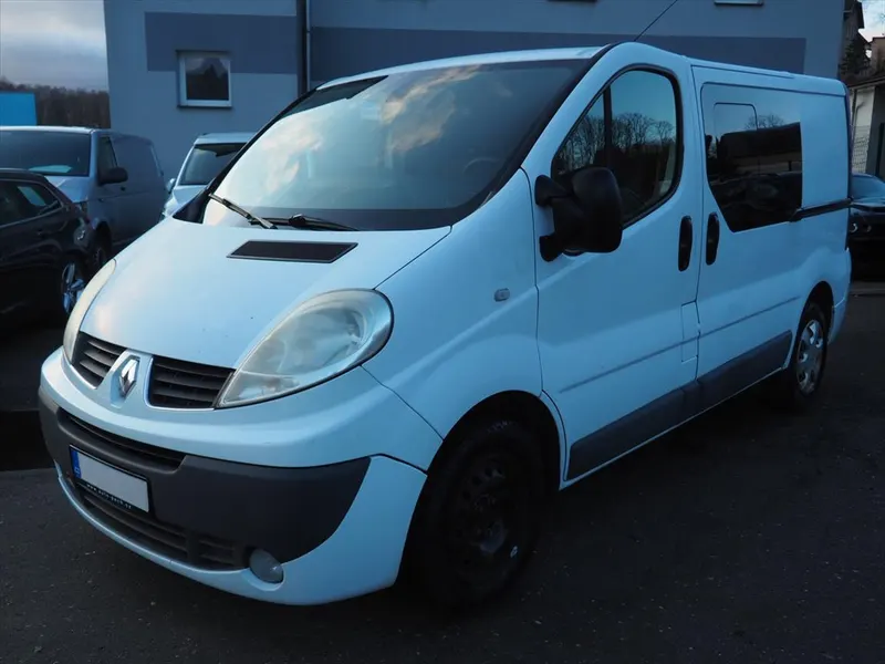 Renault Trafic kombi / 2011 / 300 000 km