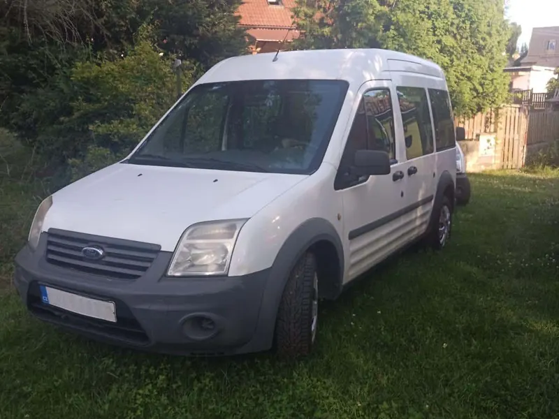 FORD TRANSIT CONNECT / 2009 / 300 000 km