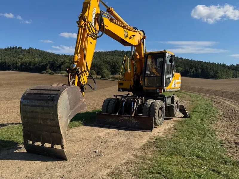 JCB JS 160W / 1997 / 15 058 m/h