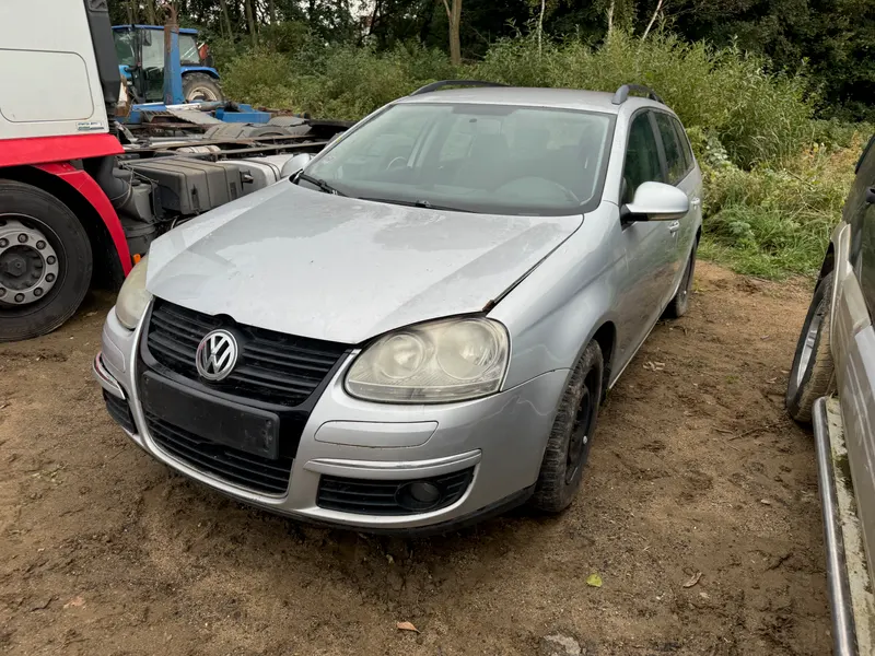 VW GOLF 1.9 TDI/ 10.7. 2008
