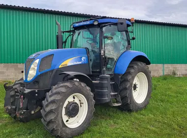 New Holland T6050 / 2012 / 13 300 m/h