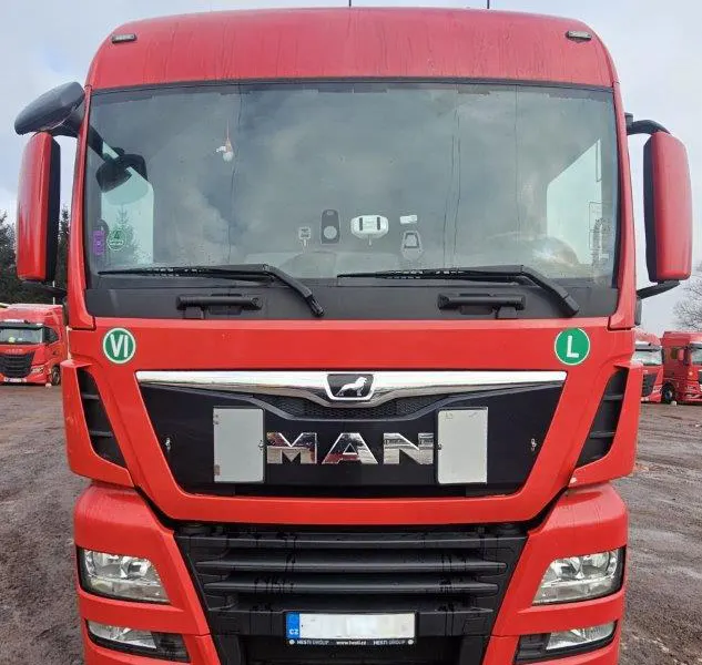 MAN TGX+ KRONE / 2018 / 743 000 km