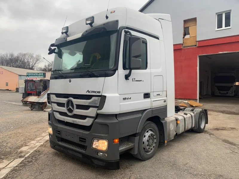 Mercedes Benz Actros 1844