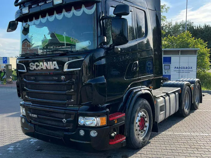 Scania R620 / 2012 / 817 800  km