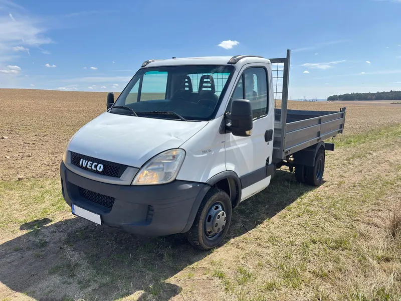 IVECO DAILY 35 / 2010 / 228 200 km