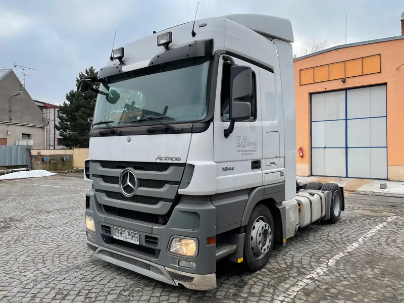 Mercedes Benz Actros 1844 