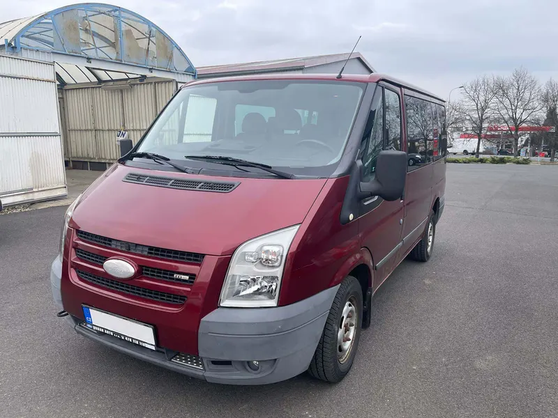 Ford Transit 300S / 2007 / 146 000 km