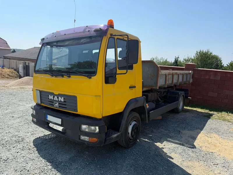 MAN 8.185LLC / 2001 / 550 000 km