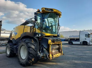 New Holland FR850 / 2015 / 5 052 m/h