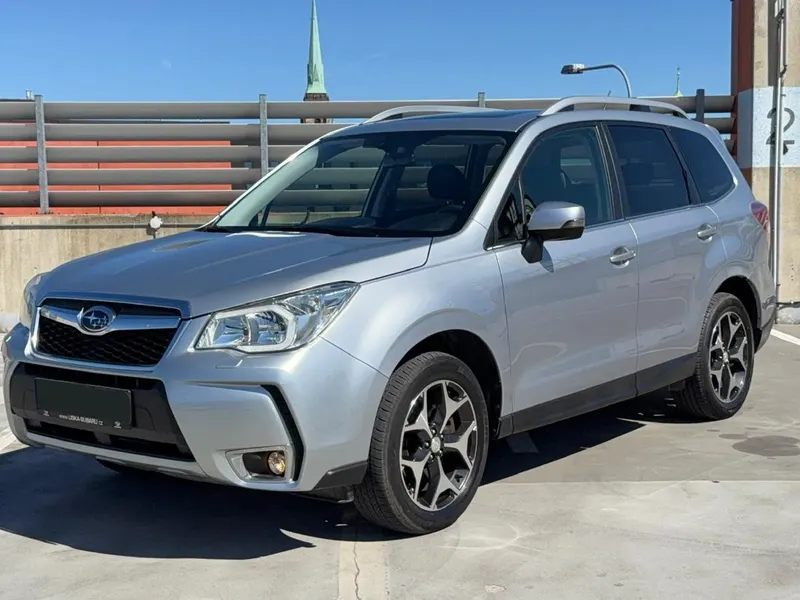 SUBARU 	FORESTER 2.0XT CVT / 2015 / 53 600 km