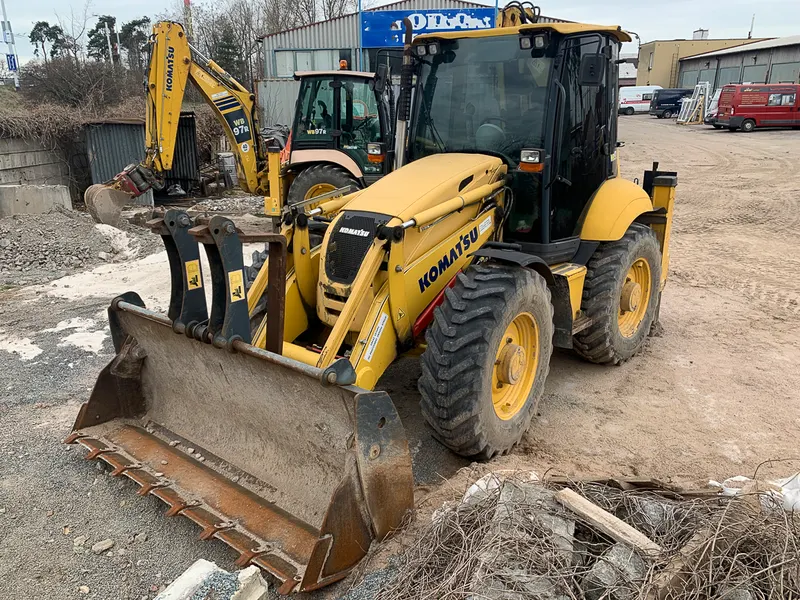 Komatsu WB 97 S-5/2008 / 9170 mth  