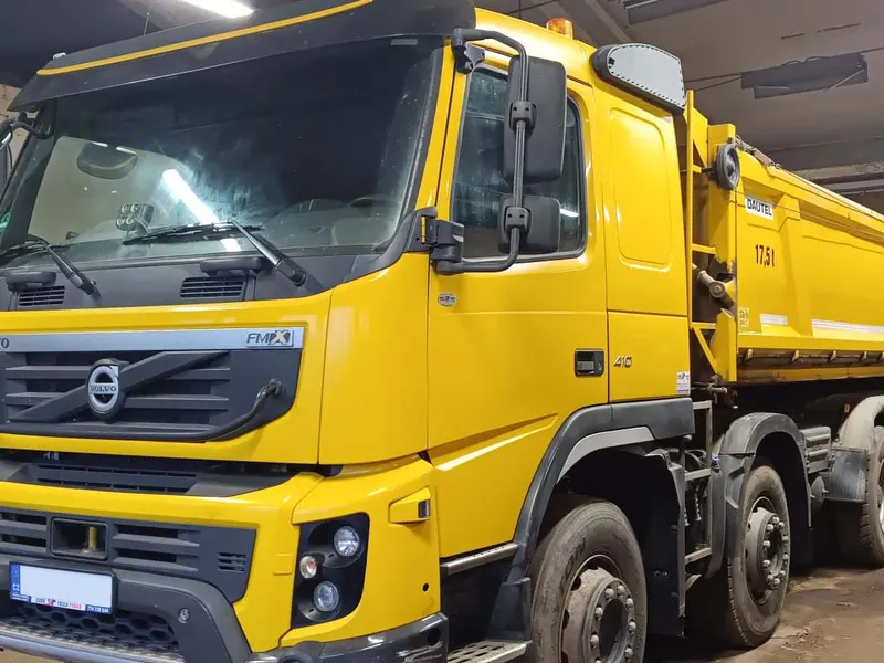 Volvo FM 410 8x4 / 2013 / 452 680 km