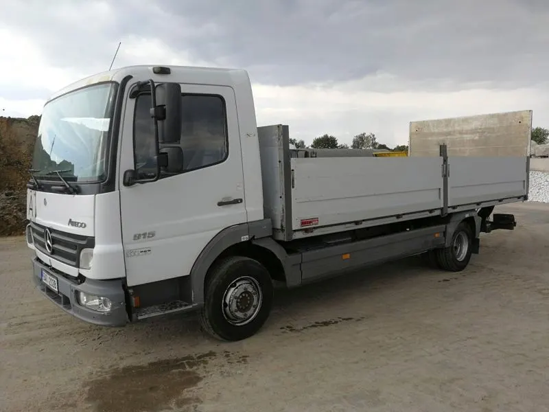 Mercedes Benz ATEGO 915