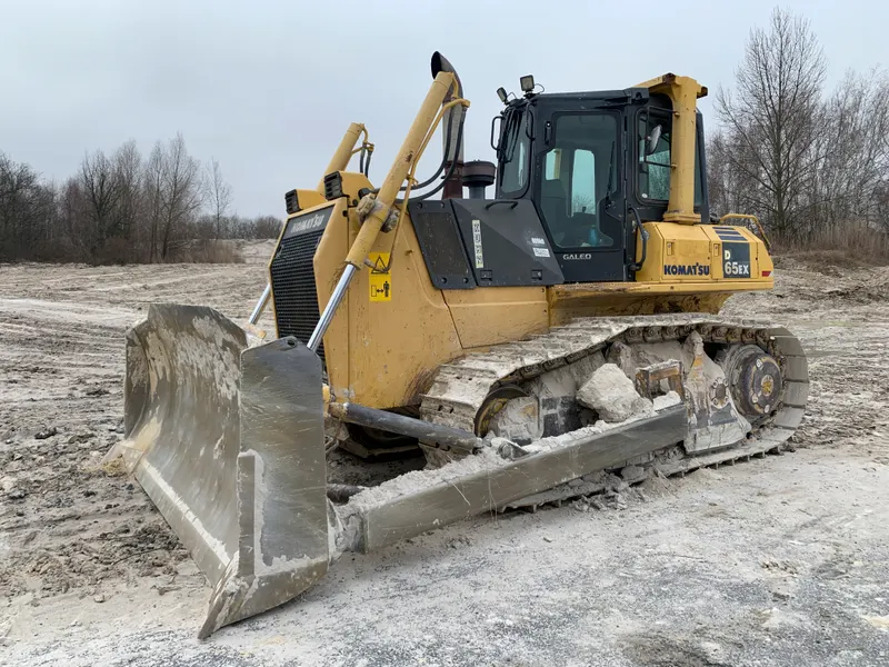 Komatsu  D65 EX/ 2006/ 10 869 Mth 
