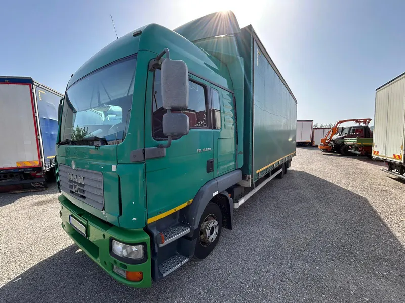MAN TGL 12.240 / 2006 / 1 000 000 km