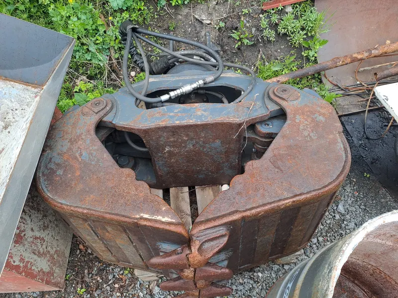 Drapák UG12