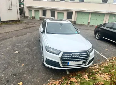 Audi Q7 / 2018 / 200 000 km