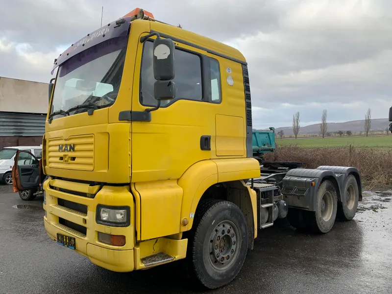 MAN TGA 33.460 6x4 BL / 2002/ 582 464 Km/ Euro 3 