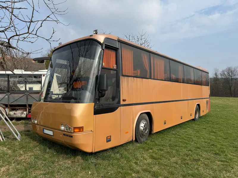 NEOPLAN N316 / 1999 
