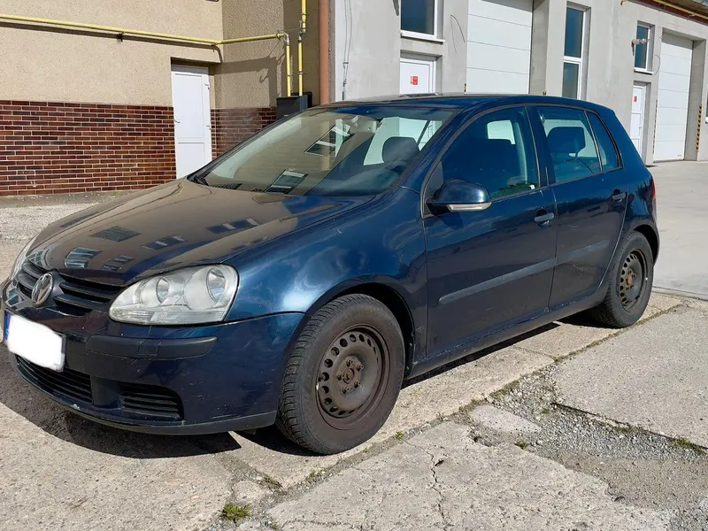 Volkswagen Golf V / 2004