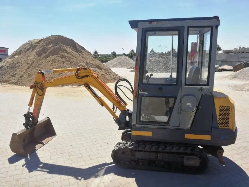 KUBOTA KH 36