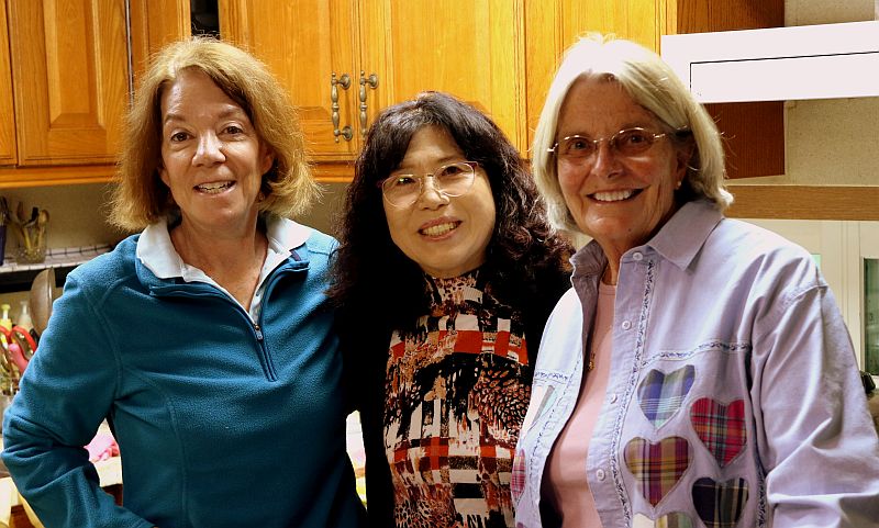 Home Hosted Lunch – Val, Mrs. Lee, Gennie