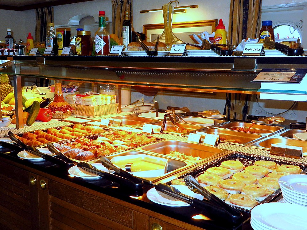 Breakfast Buffet on the Corinthian