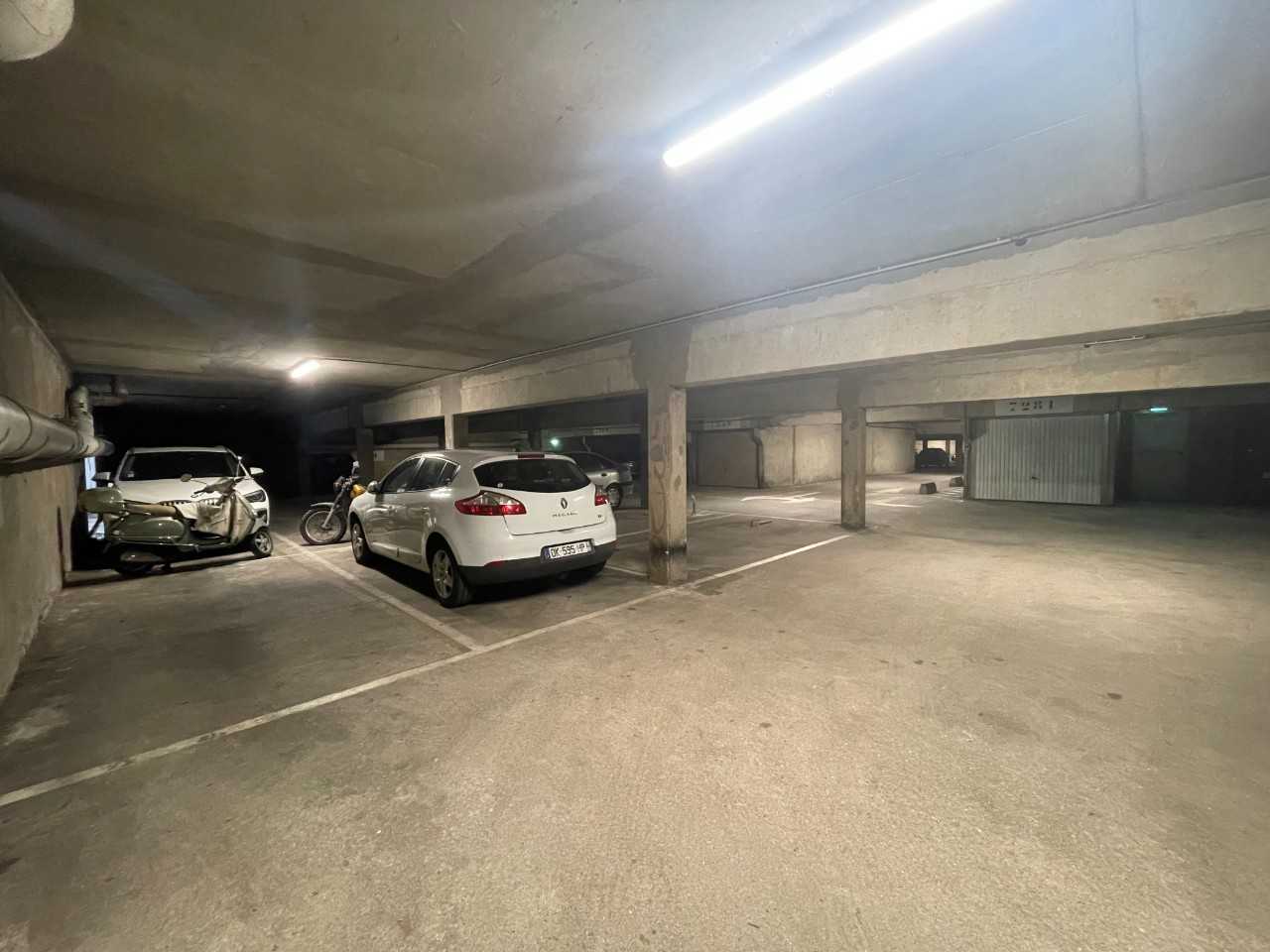 photo parking secondaire