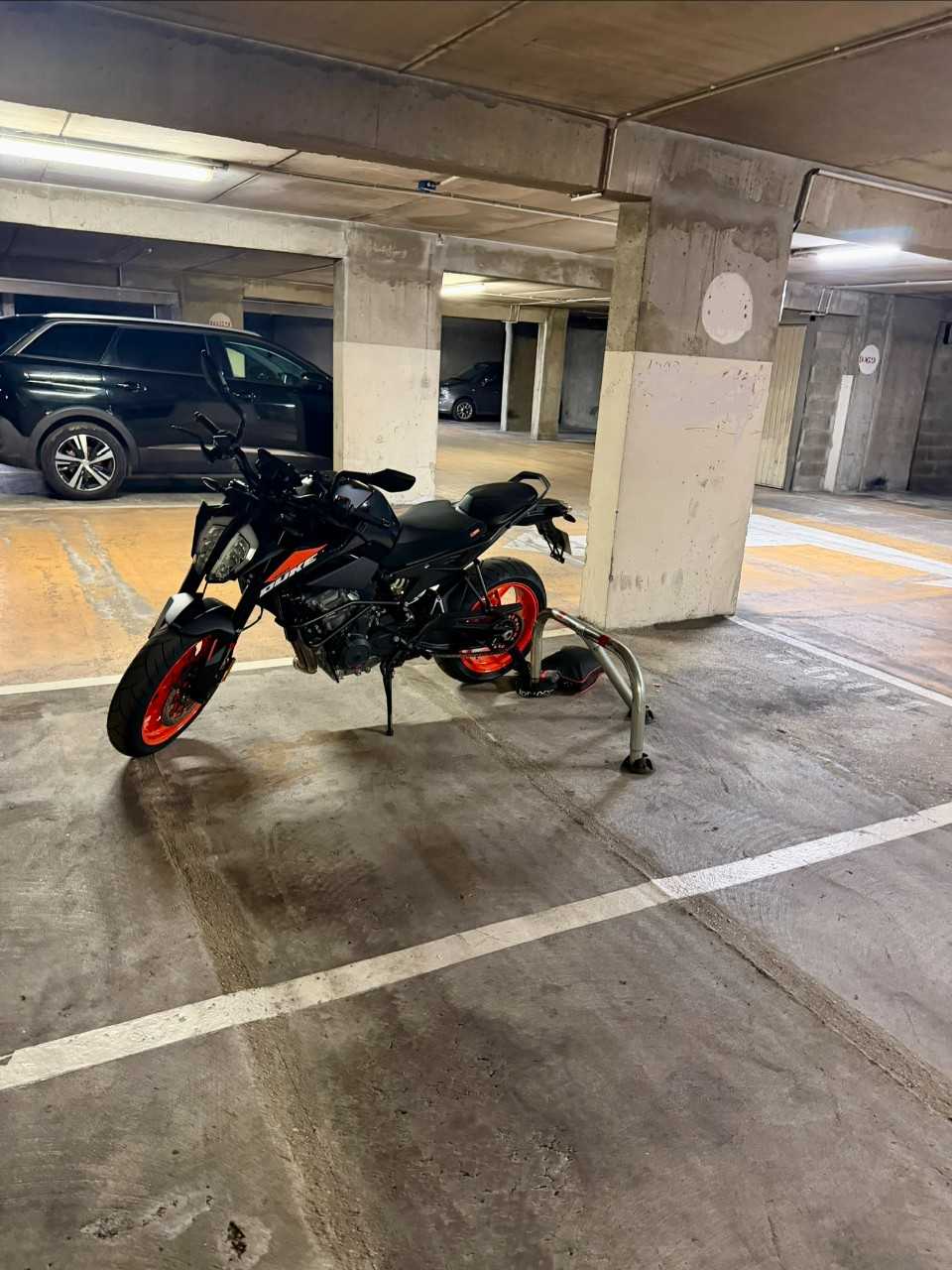 photo parking principal