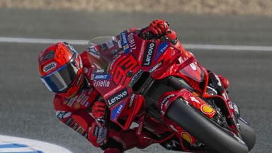Marc Marquez remporte le sprint, devant son frère Alex