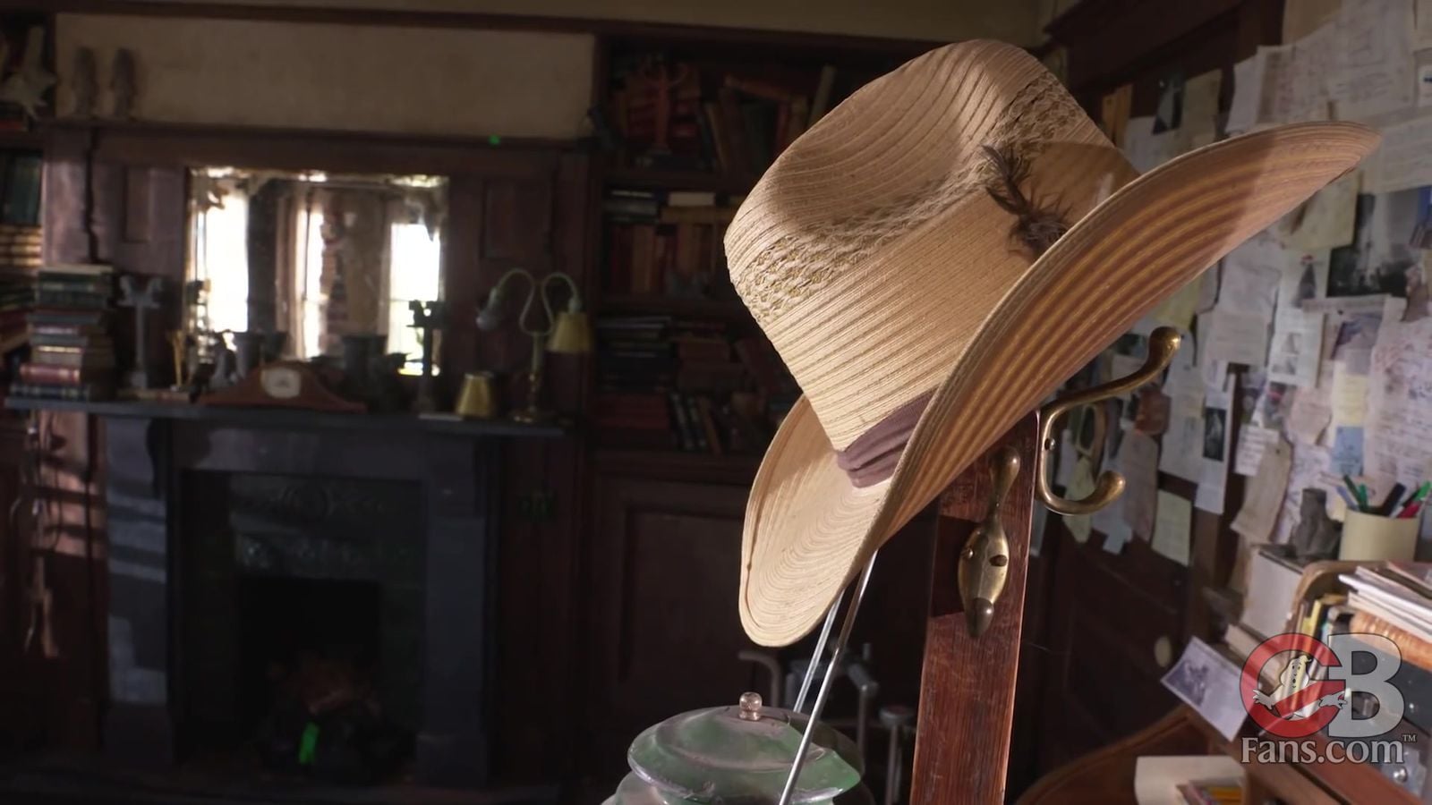 Adam Savage Tours Ghostbusters   Afterlife   s Farmhouse Set  0266